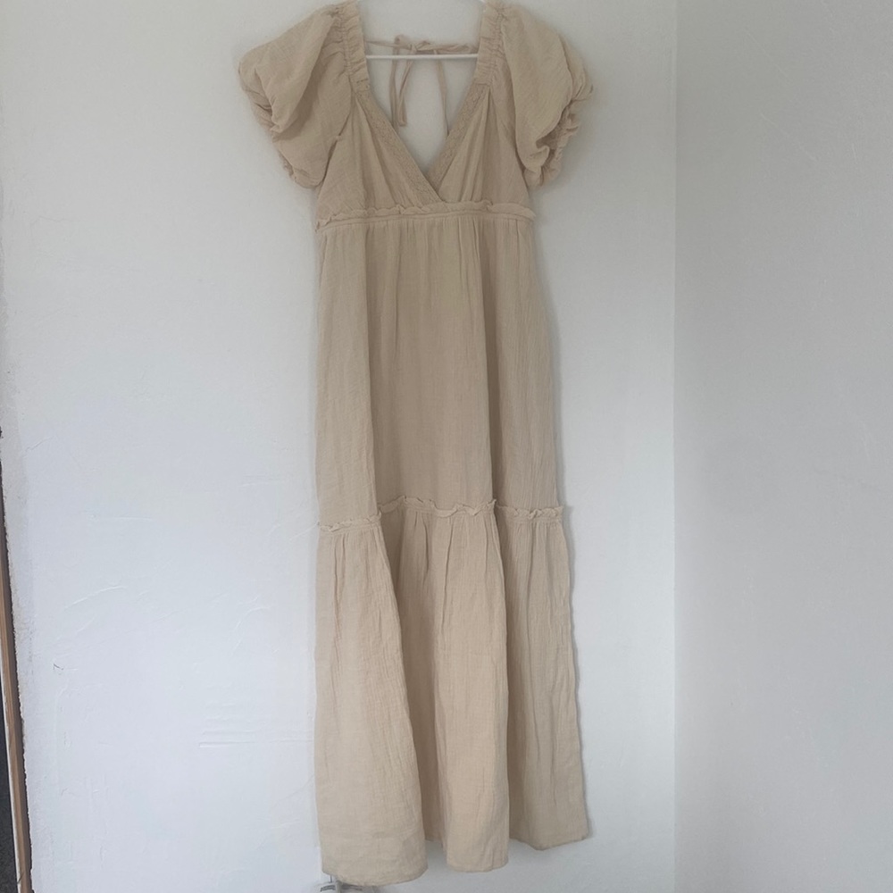 NWT Listicle boho dress size L cream crochet gauze back tie